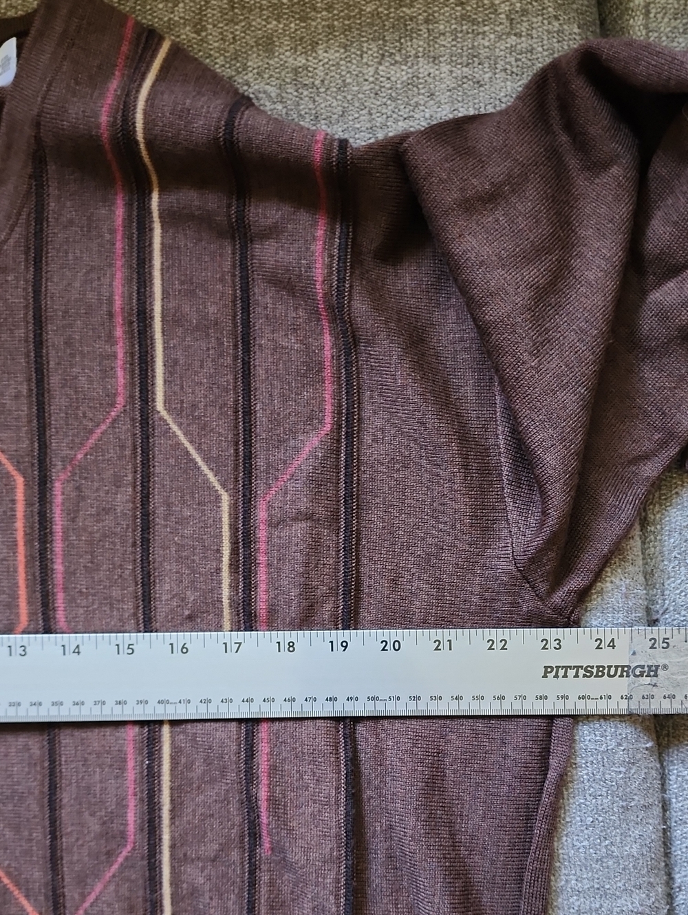 St. Croix Knits Large 85% Wool Brown Geometric V-Neck Sweater Grandpacore - Picture 8 of 9
